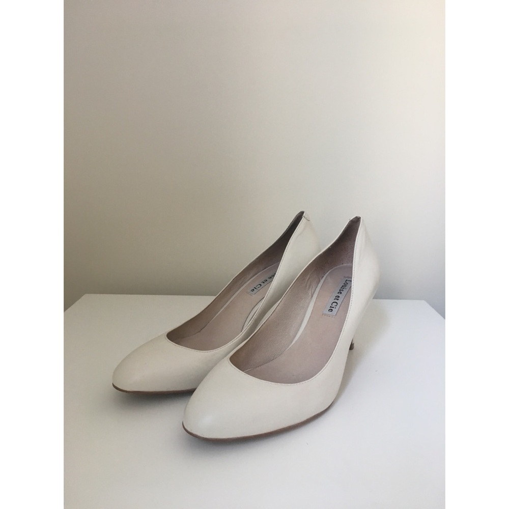 Louise et Cie White Pump